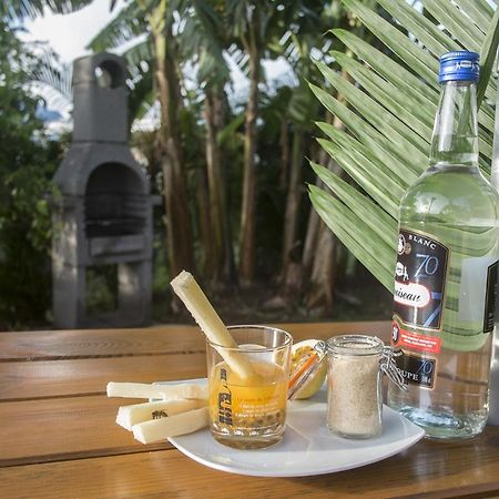 Bunga-Lodge Douville Екстериор снимка